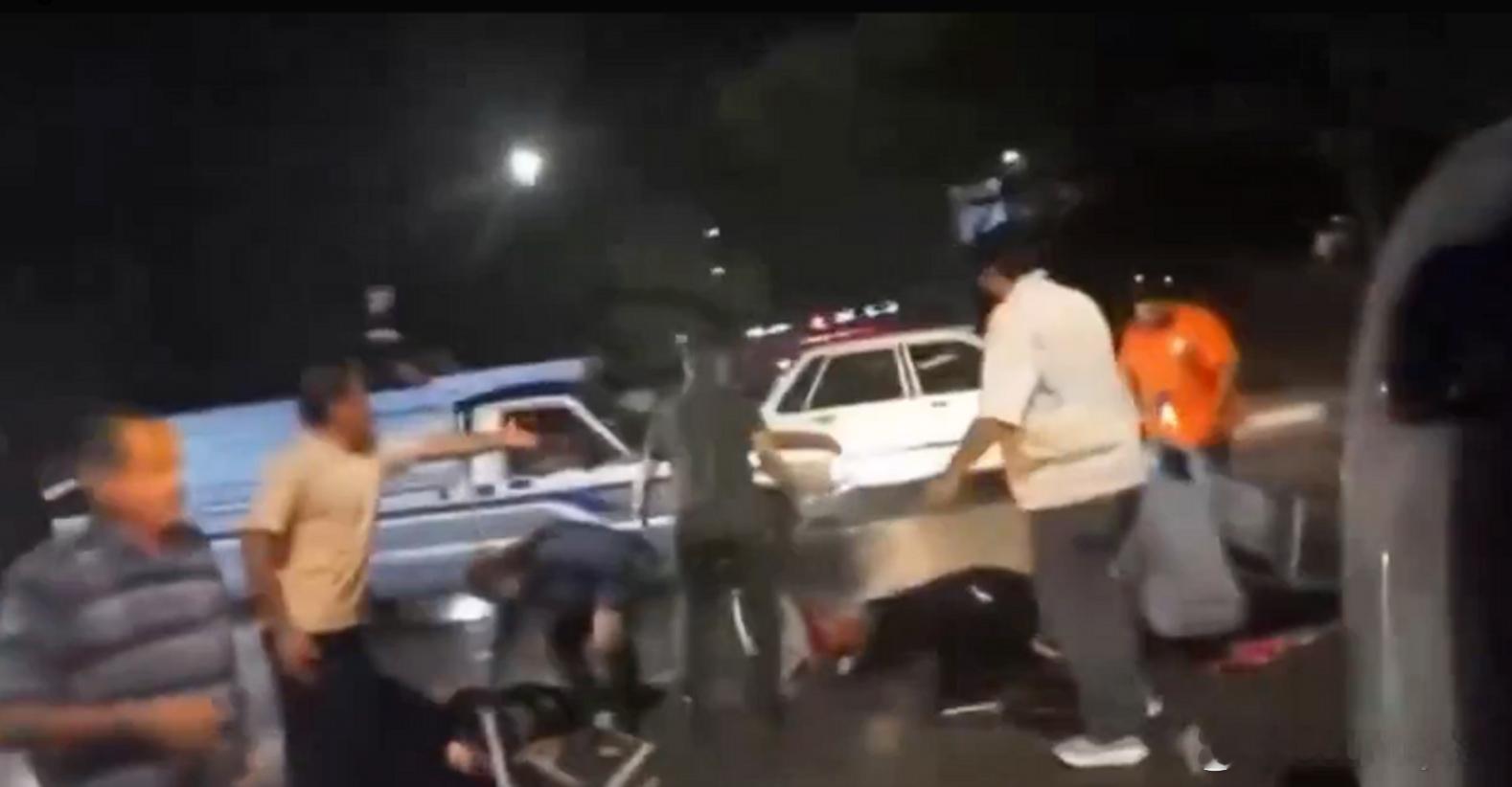伊朗东北部发生汽车冲撞人群事件 致4人死亡、10多人受伤海外新鲜事 当地时间9月