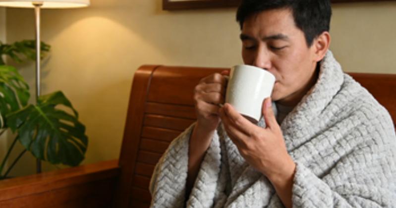 晨起鼻塞总反复，可能不只是受凉，3个风寒问题要留意



晨起鼻塞真的太常见了，