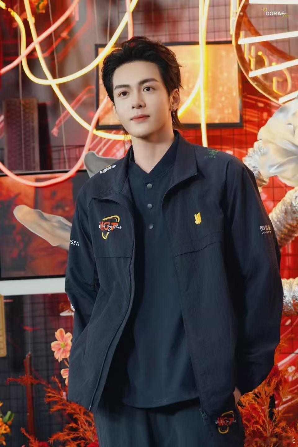 曾舜晞一直在失去一直在接受 这段发言狠狠共情！得失起落间沉淀成长，一次次粘合蜕变