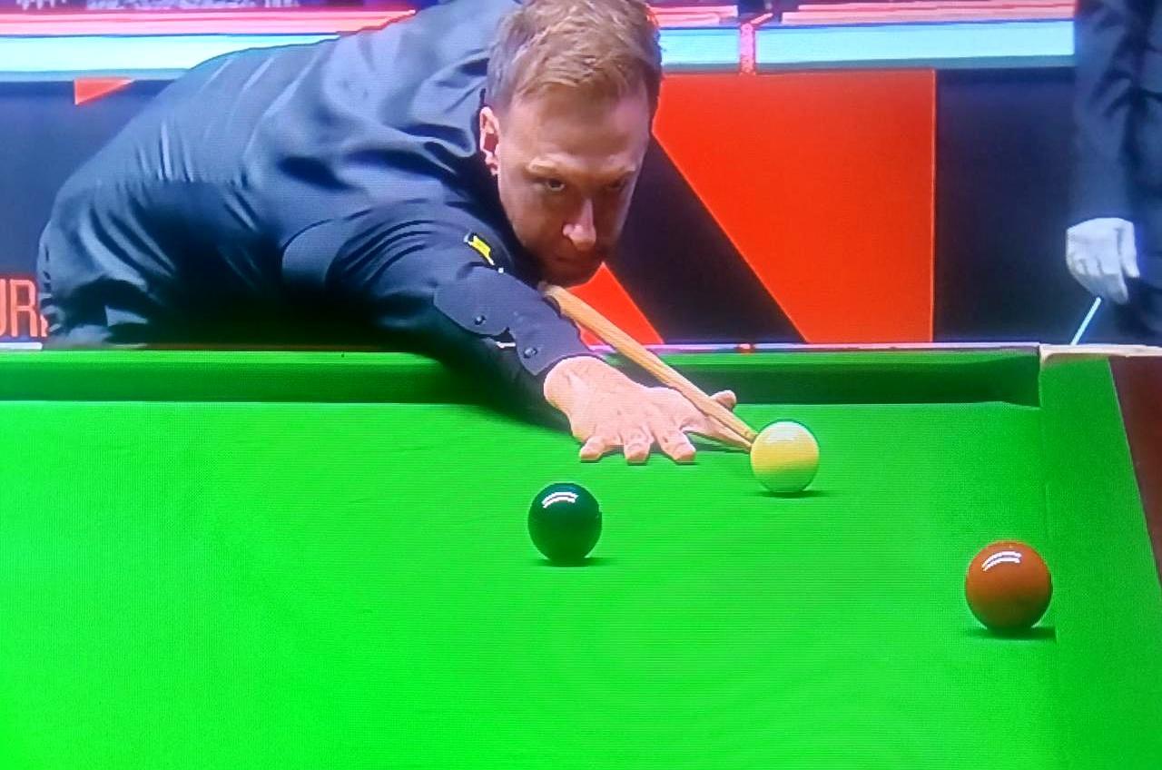 五连败！丁俊晖再跪小特
 

又是6比2，丁俊晖被特鲁姆普抬走。
 

开局0比