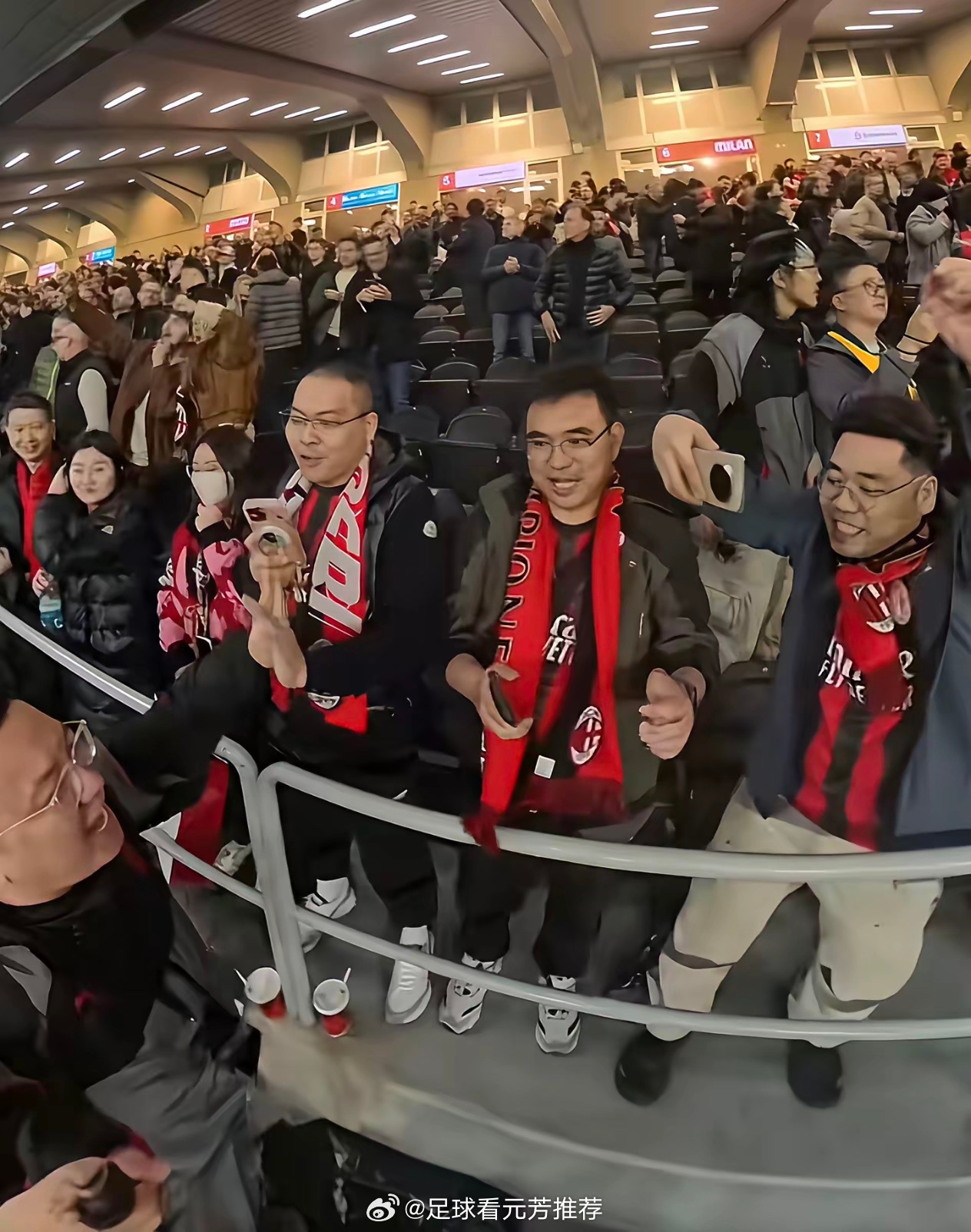 米兰德比后，看台上中国人面孔众多。不得不说，AC米兰全球影响力高于国际米兰。意甲