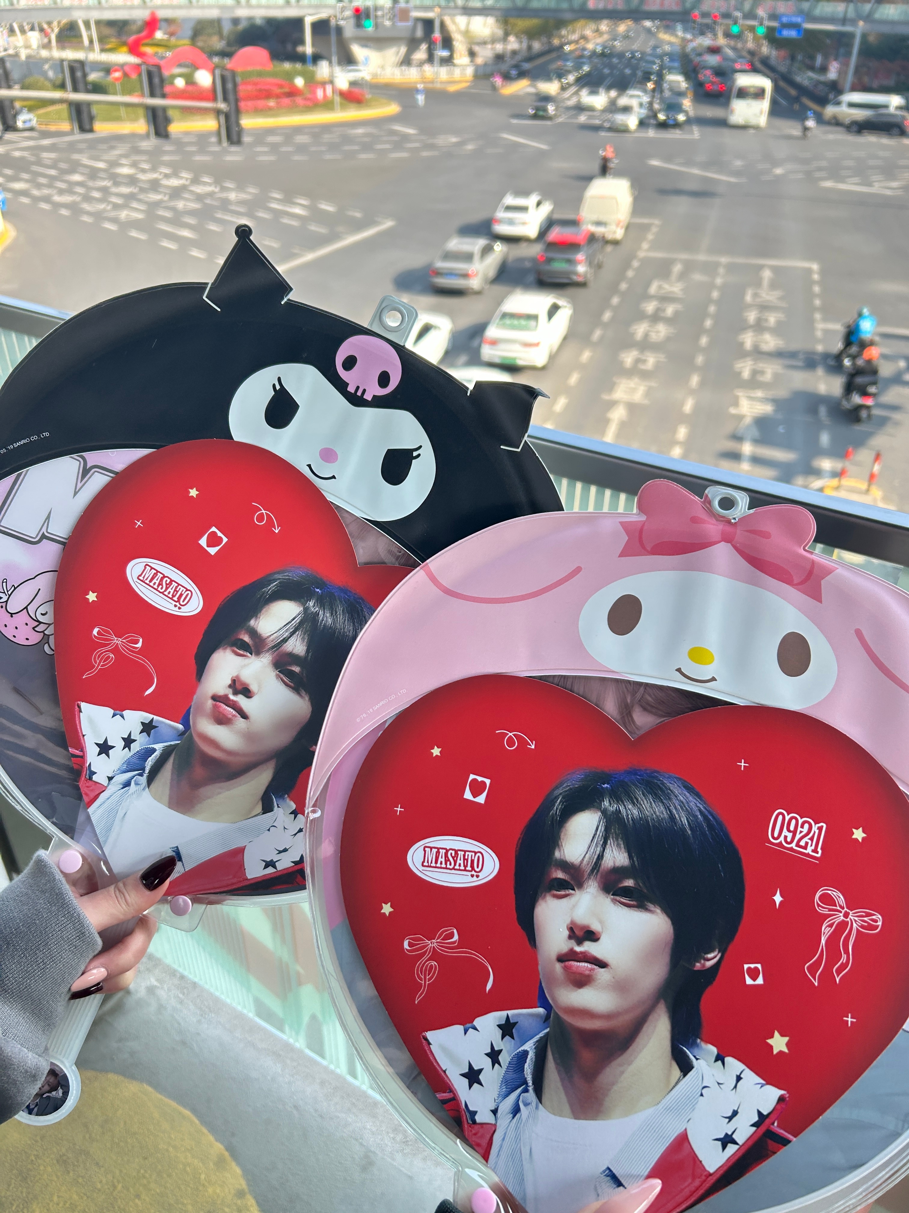 我要从这个天桥跳下去 