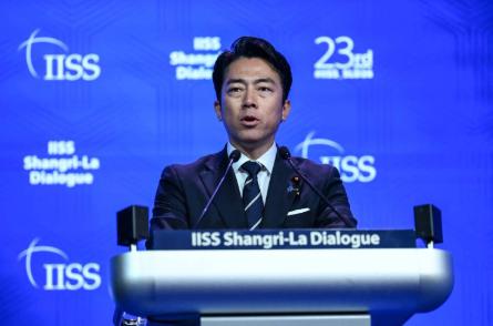 5月31号，日本防卫大臣小泉进次郎说：有一个国家拥有庞大核武库和战略轰炸机，日本