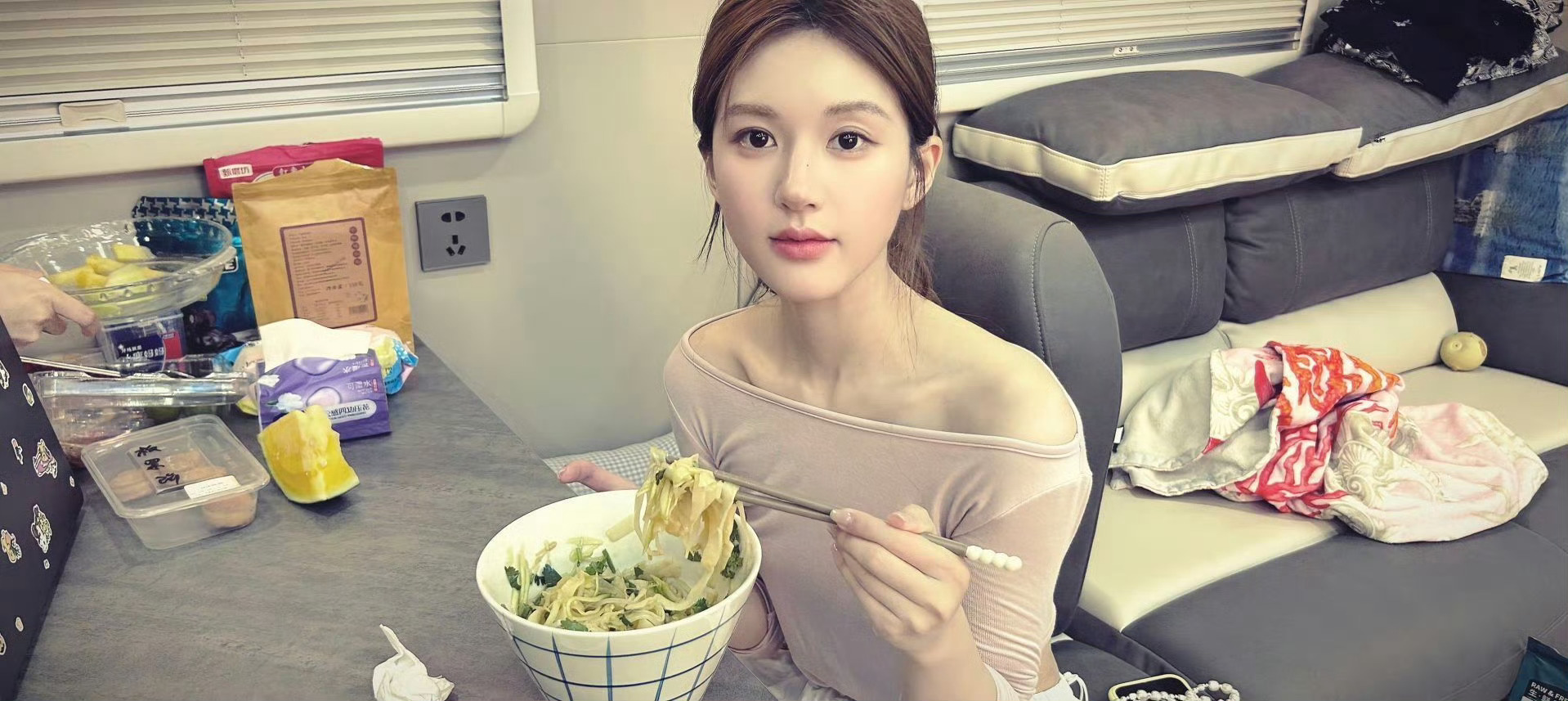 赵露思🍝🍥🍕 ​​​