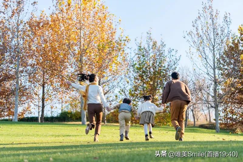 两者的“本质”比“形式”更重要
正如巴菲特所说，真正的“父母投资”是培养孩子独立