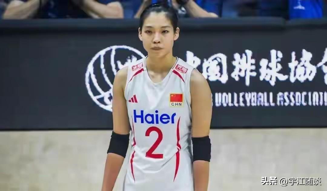 当前中国女排存在的问题：
1、中生代球员太少，年轻球员太多。17岁的郭中楠，18