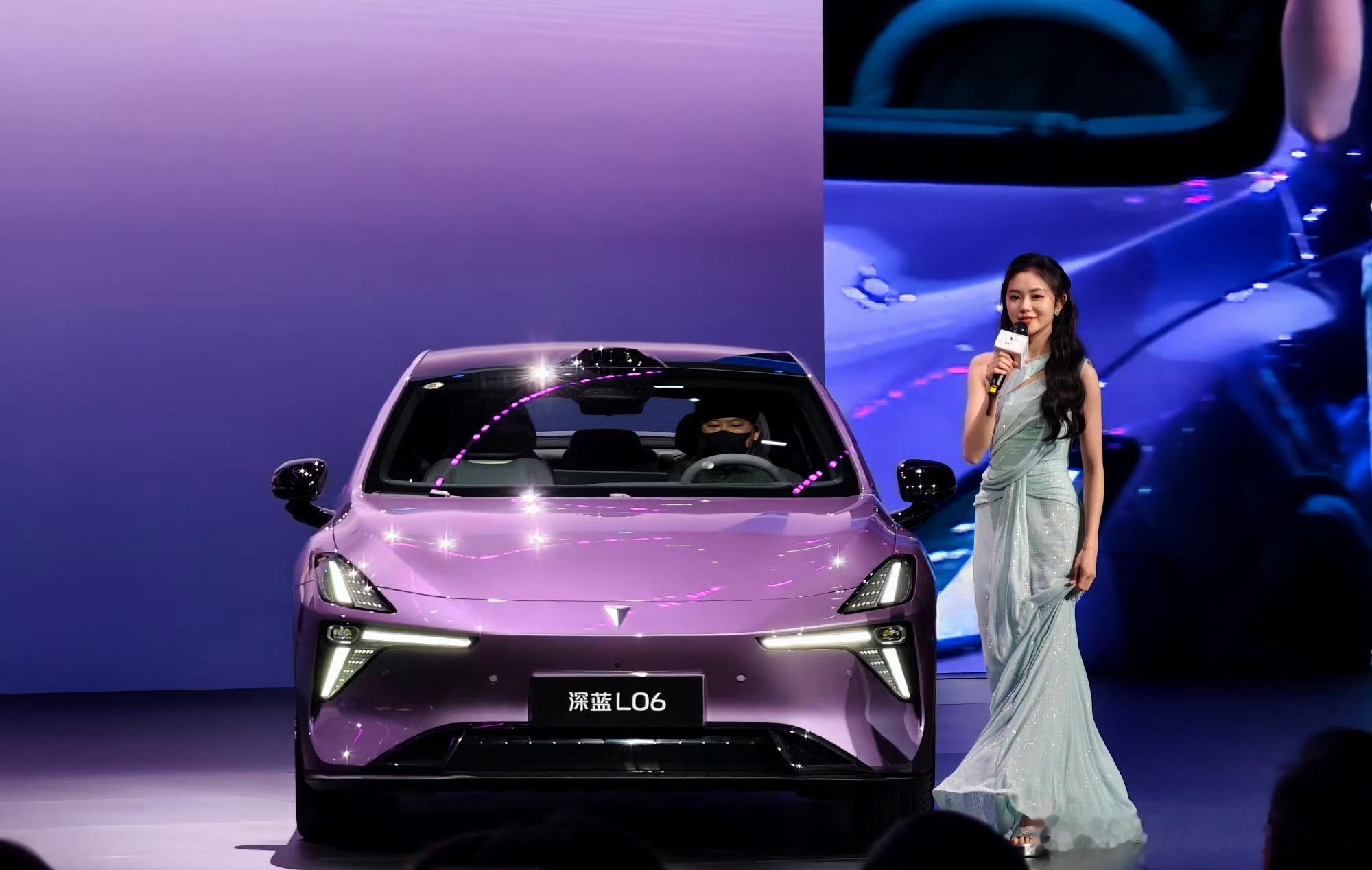 深蓝L06 一个准15万档的车，居然把现在20多甚至30多万轿车的配置全搬上来了