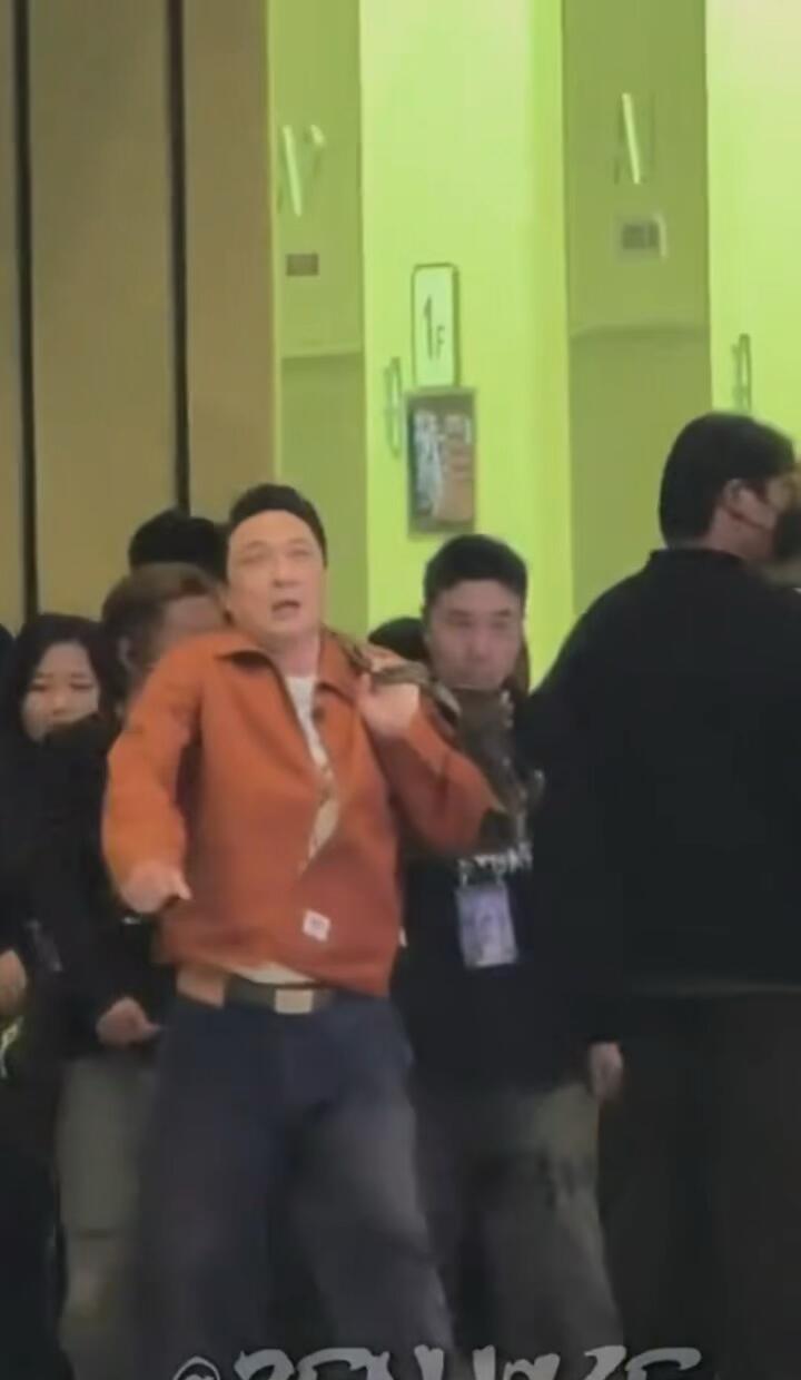 吴镇宇演我下班 ​​​