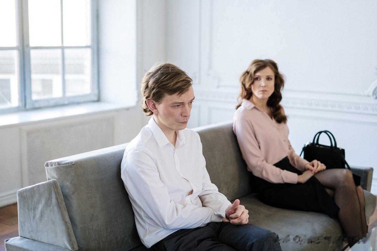 为何男人觉得婚外女人才是真爱？三儿的这些手段妻子一定要识破！
 
问：我的婚姻是