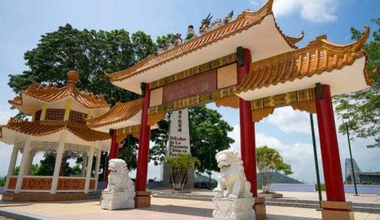 愤怒！巴拿马深夜强拆华人纪念碑，总统怒批：野蛮行径不可原谅

这操作太过分了！巴