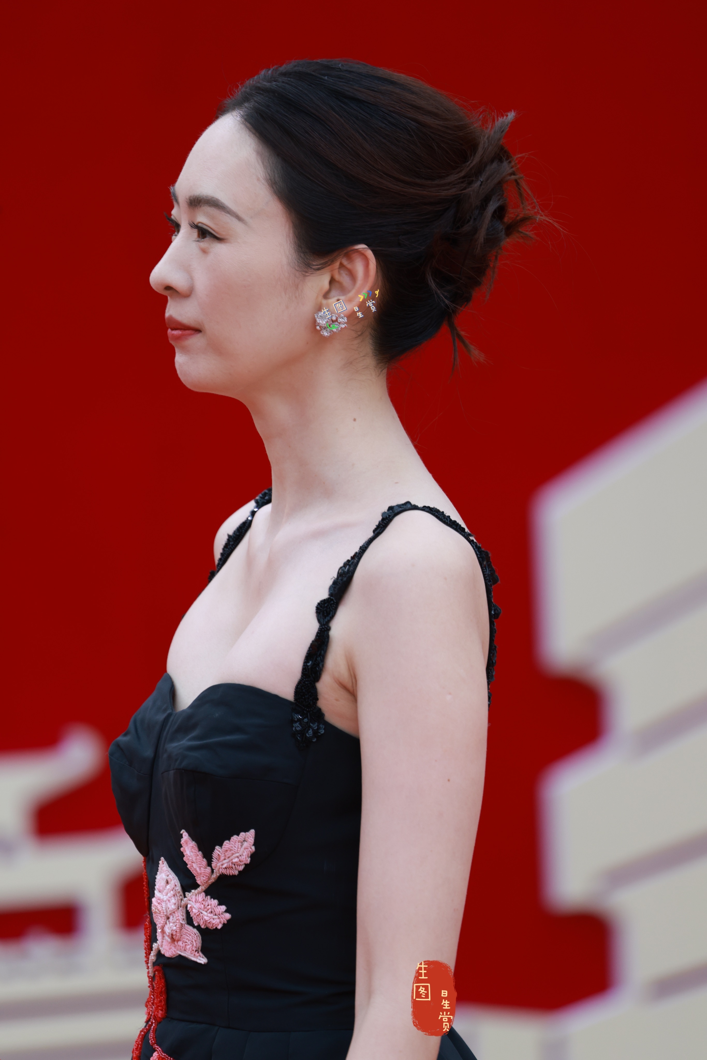 童瑶CMG电视剧盛典红毯生图行走的大女主气场cmg第四届中国电视剧年度盛典