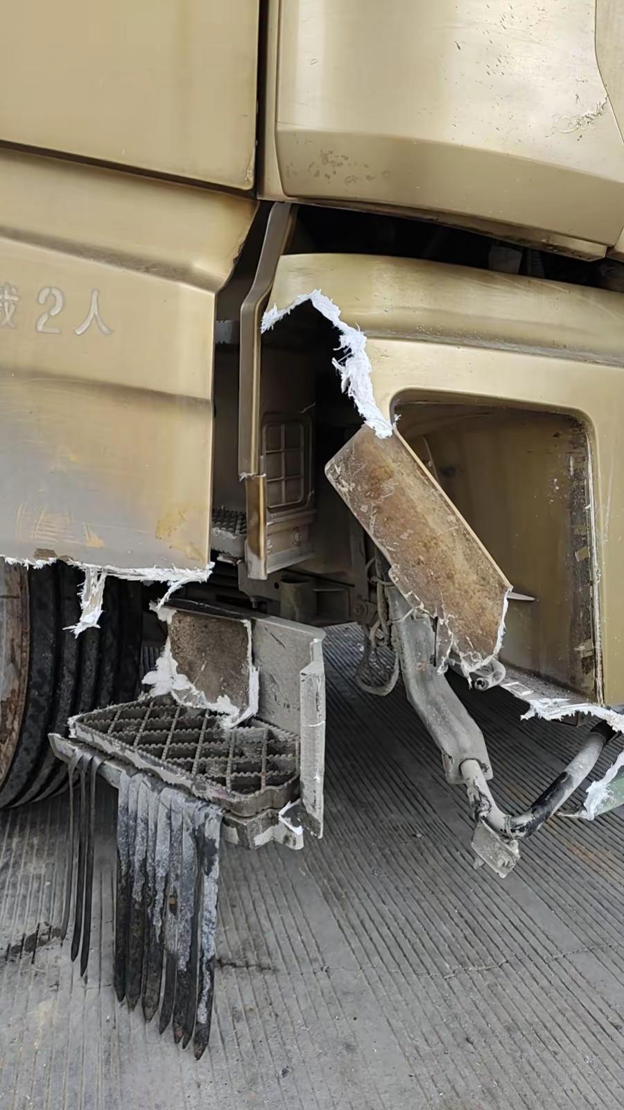 人生如梦，岁月无情，容颜经不起时间的摧残，终究会变得苍老。