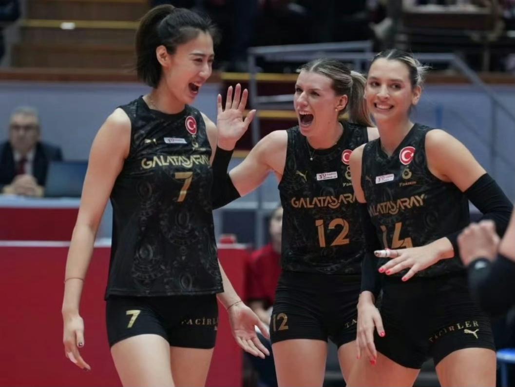 恭喜！王媛媛斩获首个欧洲留洋冠军！决赛两回合得到22分（11分 + 11分），助