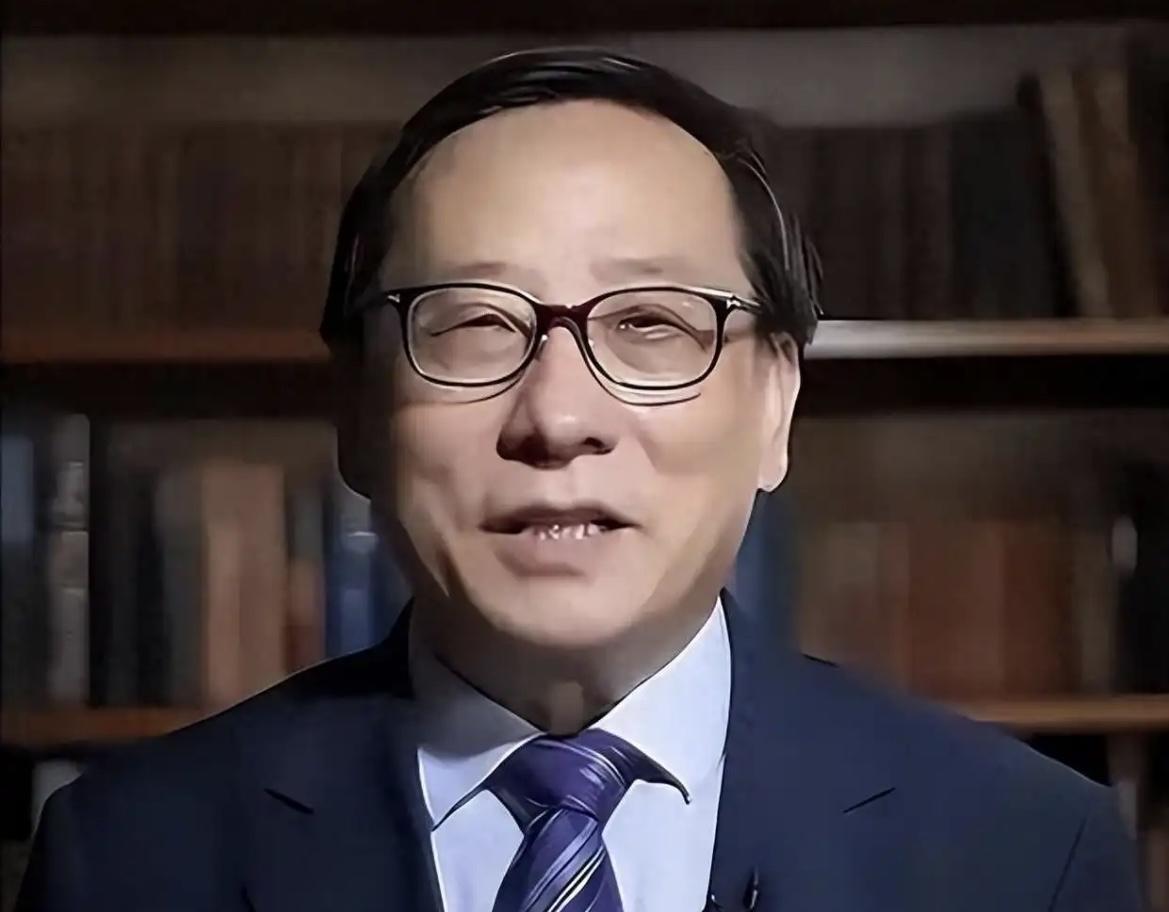 先生真有预见性，国家已经动真格的了！
大家应该还记得不久前高志凯教授提过一个建议