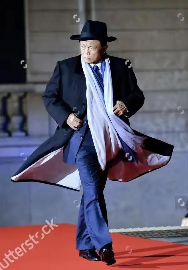 麻生太郎：高市早苗背后的“老狐狸”

这则内容涉及日本政治人物麻生太郎与高市早苗