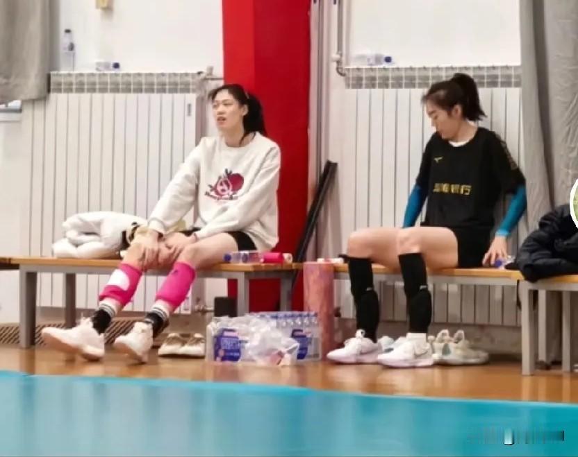 想对天津女排球迷说说心里话
        2025女排全运会决赛阶段比赛已经倒