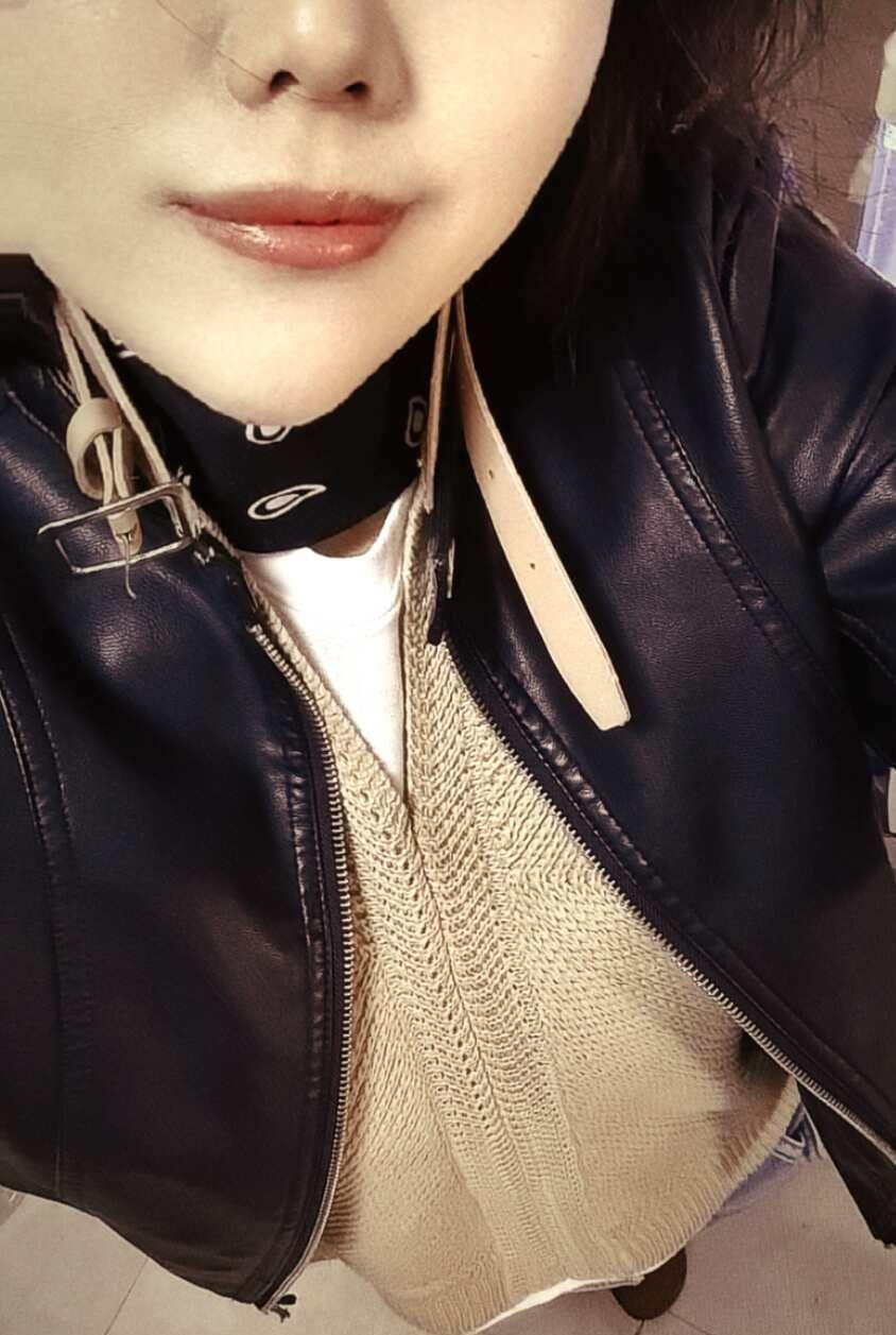 北京下雪了🤦
春意盎然，怎么突然就这么热了
那讨厌的柳絮开始漫天发
总是不经意