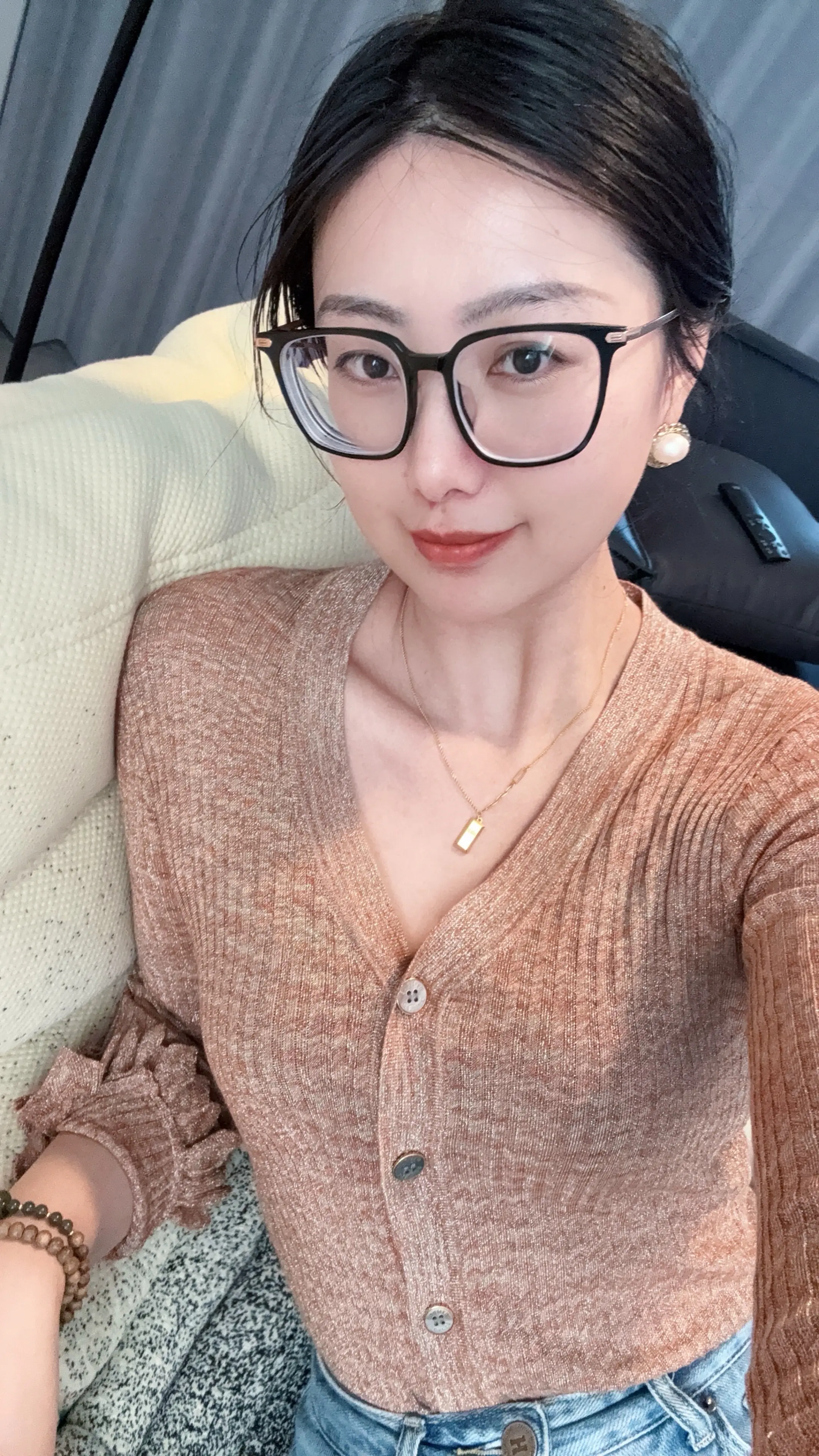 走不出的乡愁，回到小时候的地方。曾经感觉天地之大，如今不过方寸之地。只...