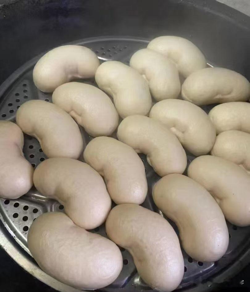 丙午仲夏，与内子小有拌嘴，言辞相争，她默然不语，不见愠怒神色，我本以为风波已了。