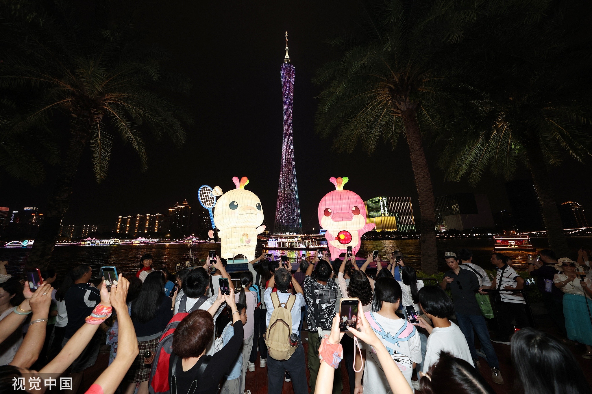 粤港澳三地同框画面有多燃 第十五届全国运动会正式开幕了，网球比赛今天上午也开始了