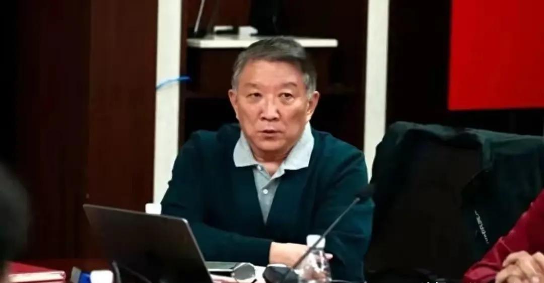宫鲁鸣向篮协汇报，女篮获第3被接受，接下来要干一事，静待李梦对，支持宫老，带领女