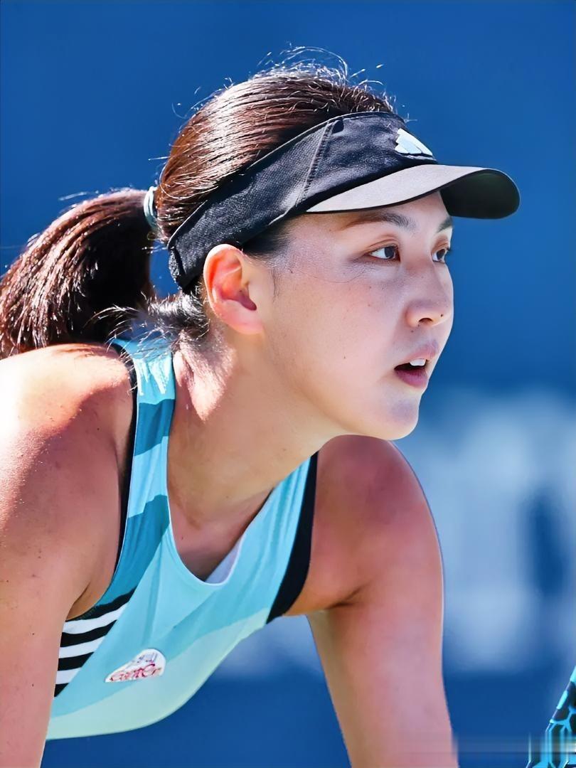 2023美国网球公开赛女子单打第四轮，北京时间9月3日深夜上演焦点战，中国小将王