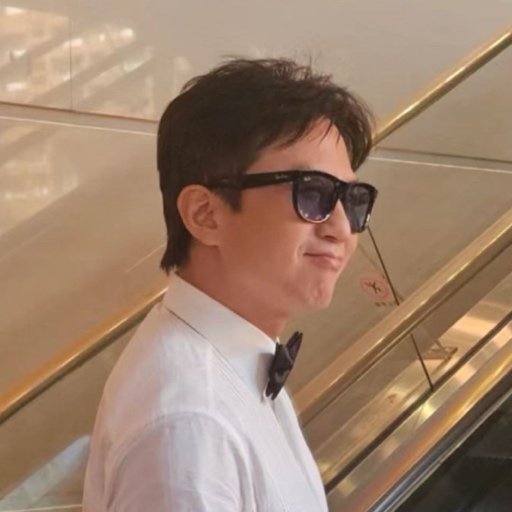 #邓超体检身体年龄仅27岁#邓超的性格特别活泼，身体肯定会年轻的 ​​​