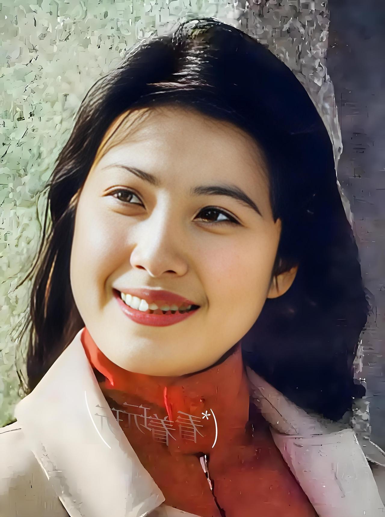 三叔上周去世，享年八十四岁。

没有儿子，只有两个女儿。

这些年一直是两个表姐