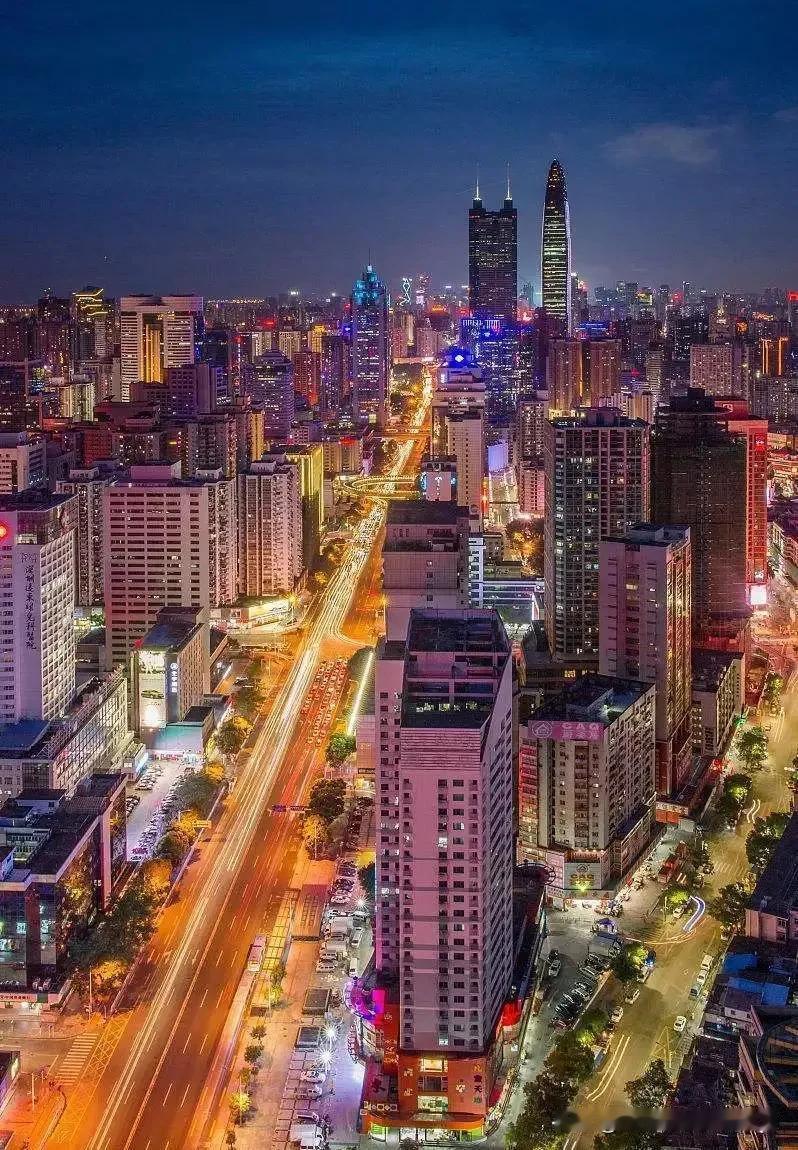 中国的离婚率，现在几乎一个是世界上最高的国家，在中国离婚最高的几个城市也是四个一
