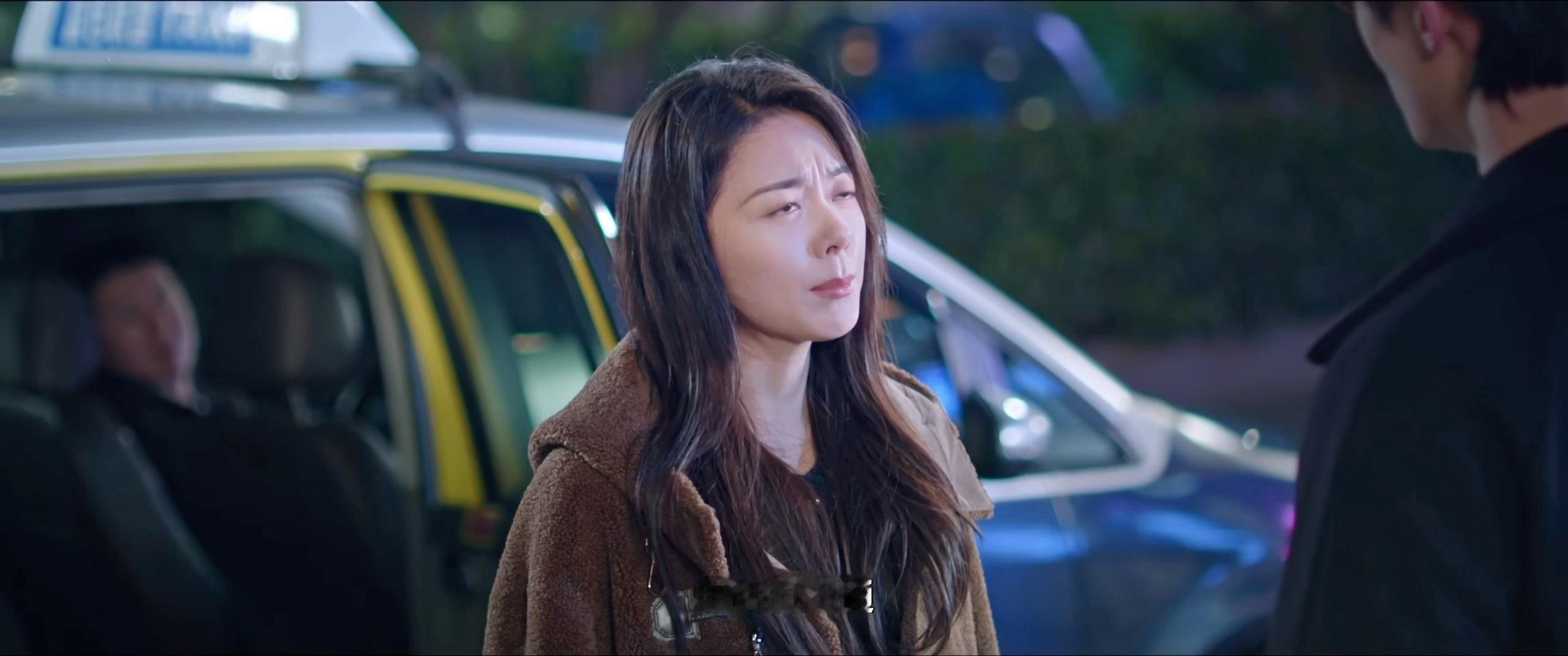 上海的出租车司机好礼貌 一直安静的等曦光和庄序吵架 