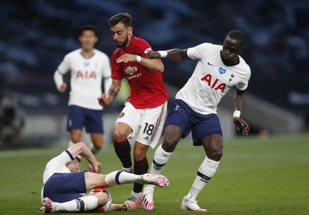 周六 英超：007  赫尔城vs曼联方向：负 英超 年龄：0-2   1-2  