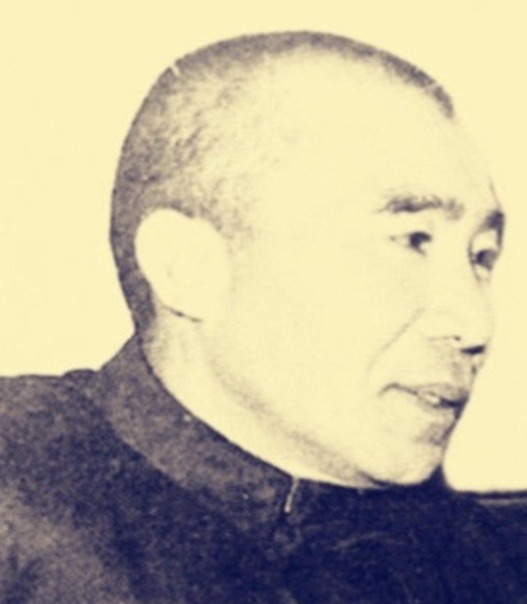 1948年，蒋介石请王耀武吃饭，宋美龄亲自下厨做了山东菜，吃完饭后，王耀武却对妻
