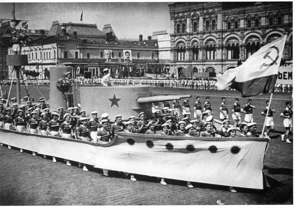 1938年苏联的国防游行军事历史全触达