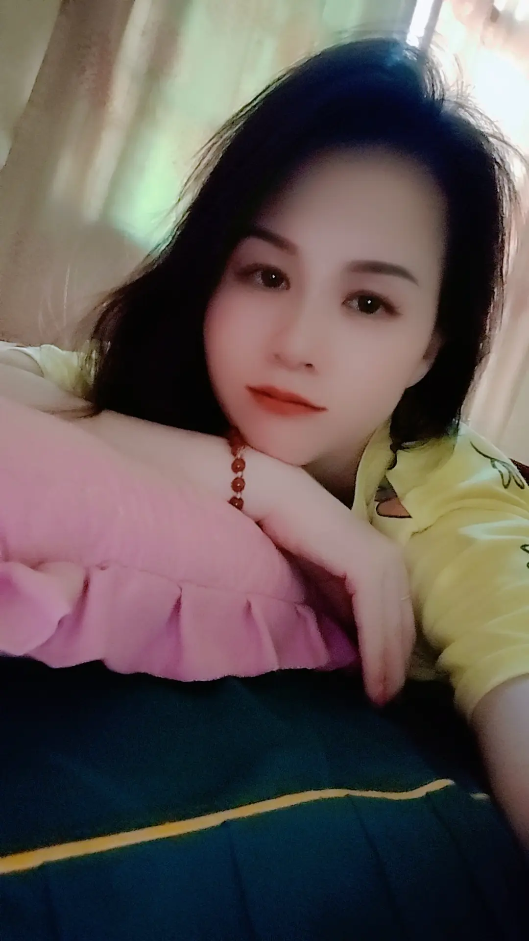 情和钱，你更在乎哪一个？