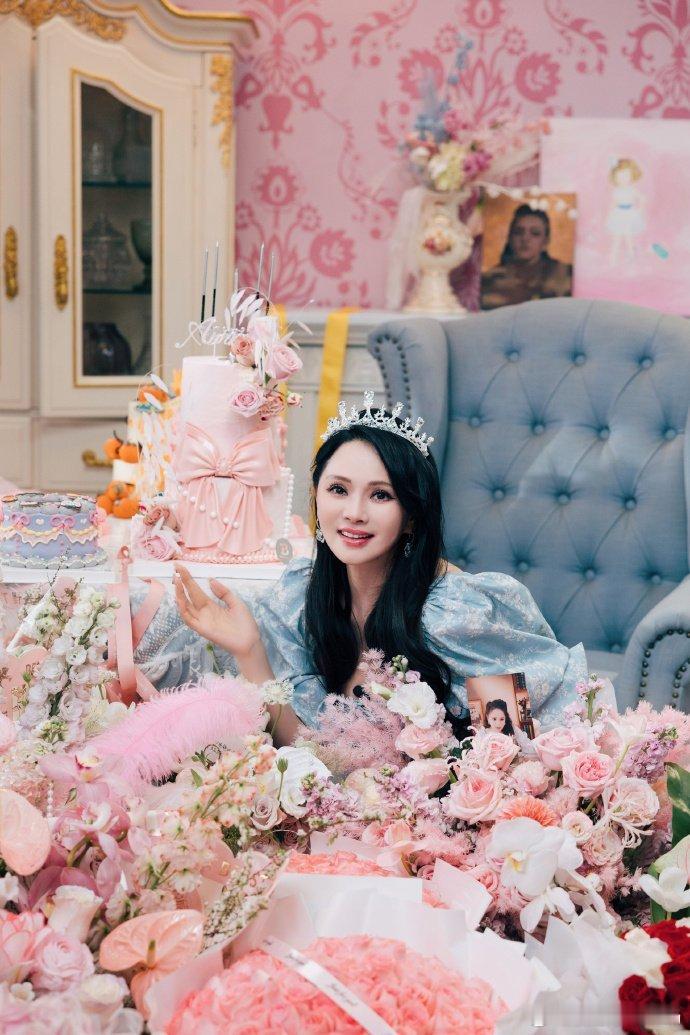 伊能静从产后忧郁到自信妻子的浪漫旅行看完她的分享十分感慨，被家庭牵绊的岁月里藏着