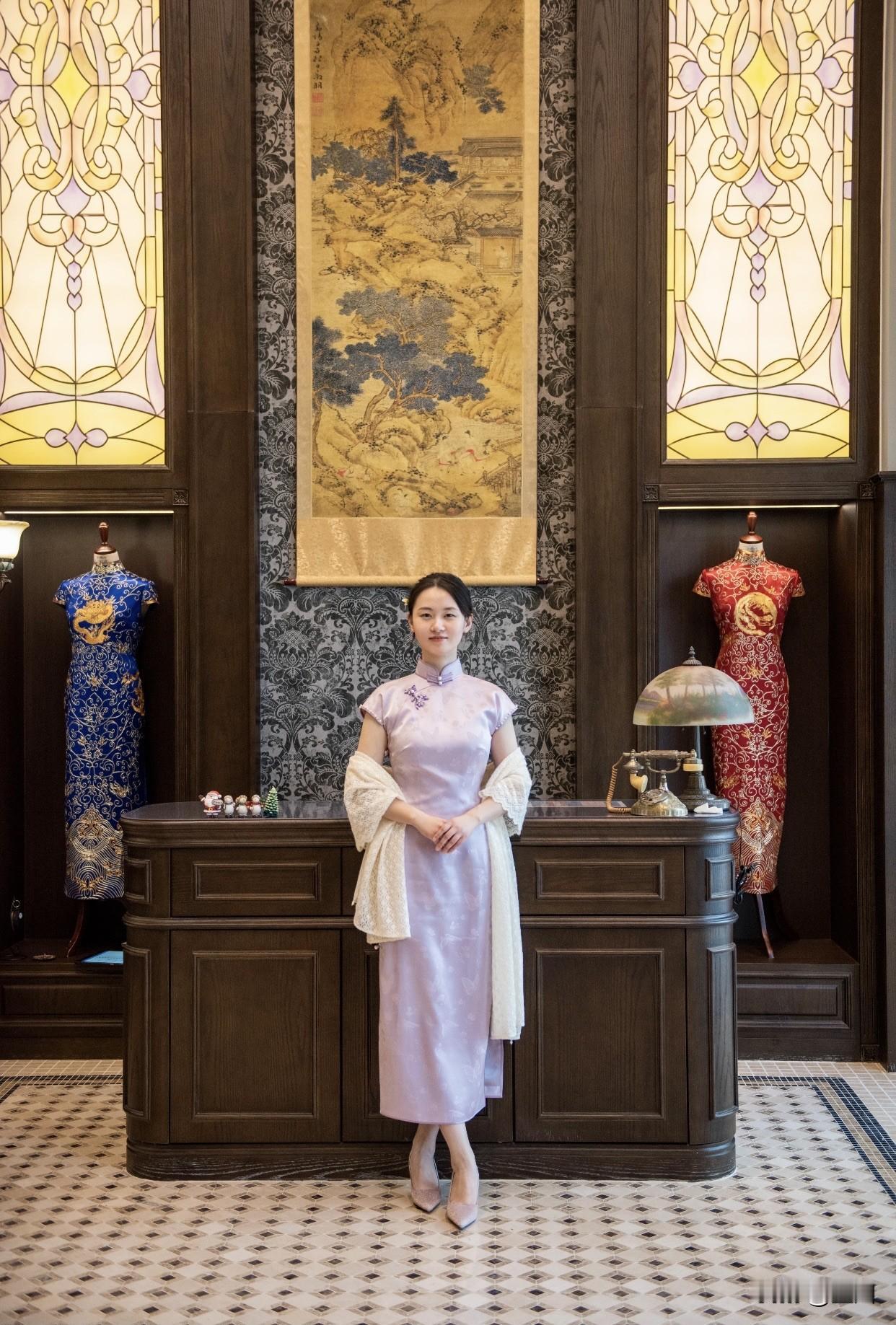 生命的本质是什么能够自我复制，延续自身的存在。