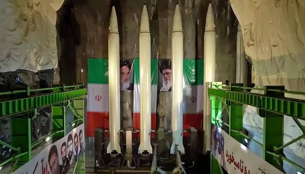 伊朗遭受的制裁，并不完全是欧美施加的，有很多是联合国要求实施的，联合国又有五个常