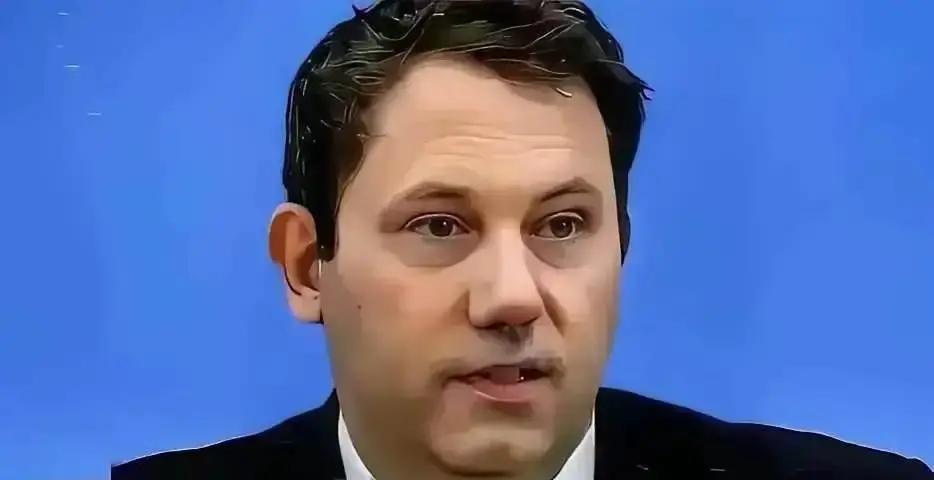 刚从中方访问回国的德国财政部长克林拜恩，在德国接受采访时警告说：我在中国已经亲眼