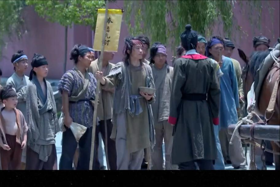 王朝覆灭的千古死局：对内压榨黎民，对外厚养外族，千年循环无解

一个王朝，一边跟