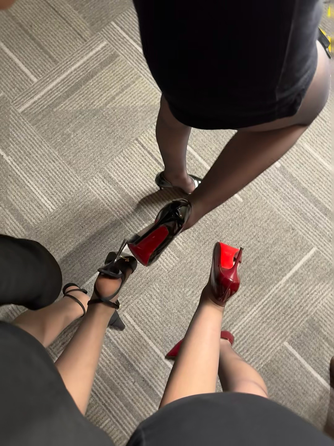 什么都没有和集美一起开心😄 