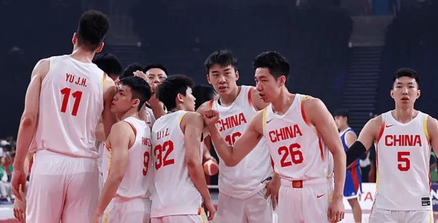 中国男篮87比78赢了沙特进四强，可这九分赢得让人心里发虚，第三节被人家打了个1