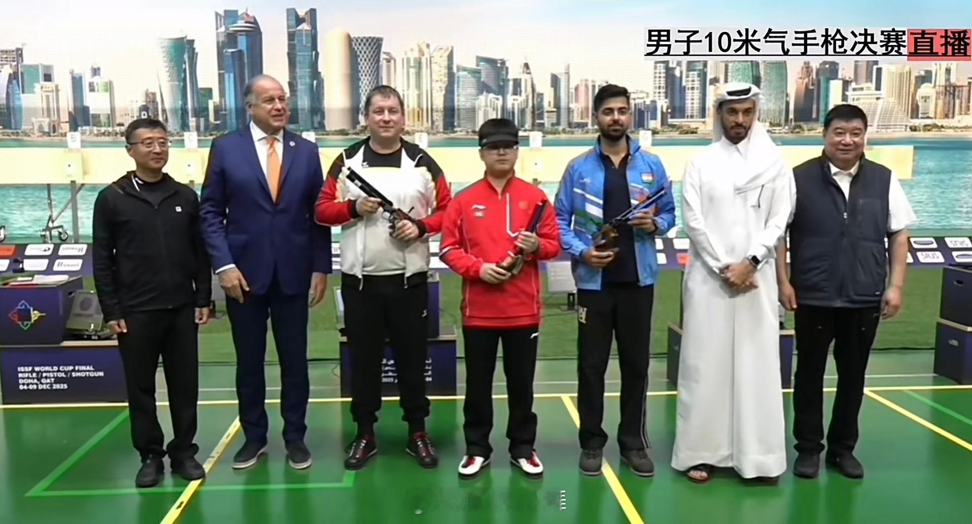 2025多哈射击世界杯总决赛男子十米气手枪决赛🥇🇨🇳胡凯243.0🥈🇩