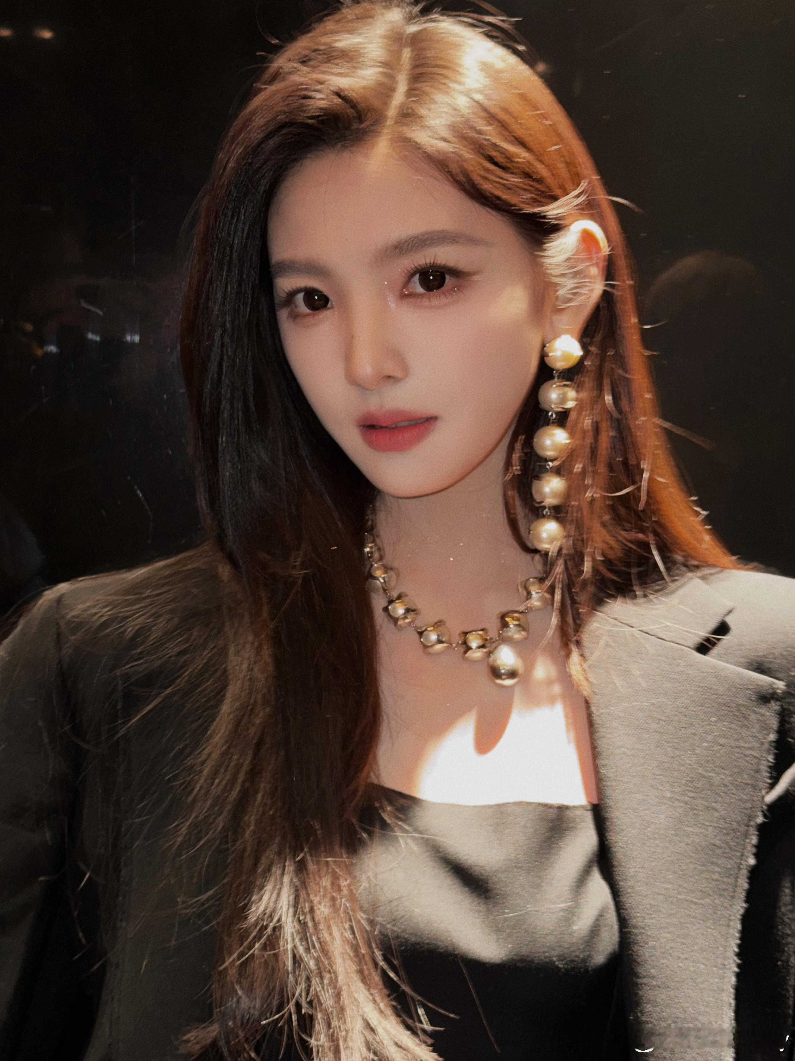 给楠楠化了一个御姐妆✨章若楠美妆v赏大师出妆 💄📷杨单