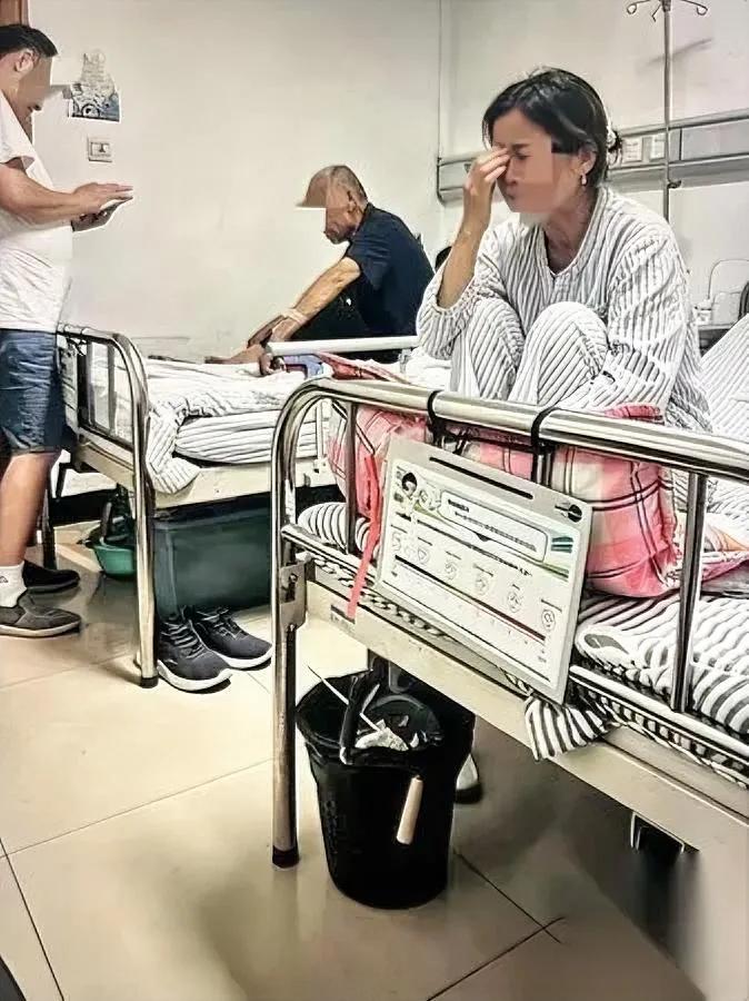 刚刷到个帖子

气得我太阳穴疼

居然有人拿这种事编段子吸流量？

说什么患乳腺