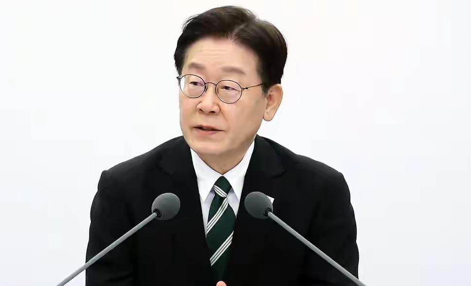 韩国总统李在明8月15日表示，韩国政府将调查、追缴亲日反民族行为者不当聚敛的财产