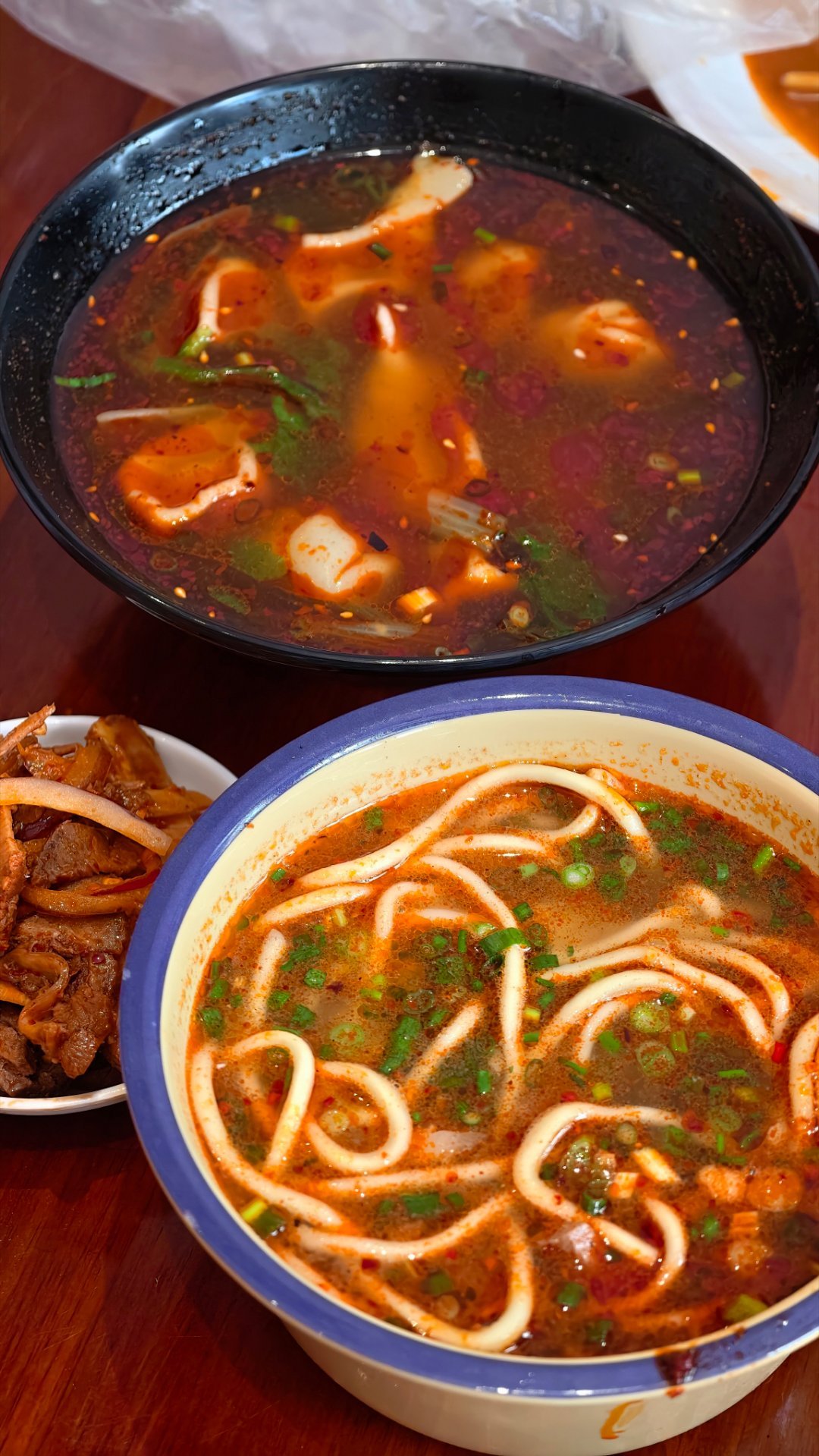 中午体验 藏餐，更像是变异的川菜 