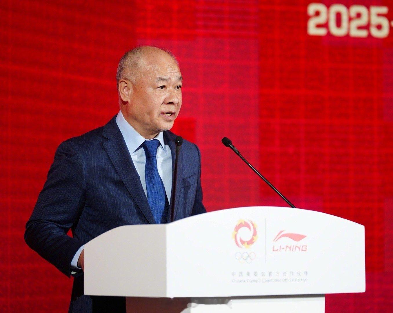李宁与中国奥委会签约 李宁，中国体坛一个耳熟能详的名字，赛场上取得过无数佳绩，在