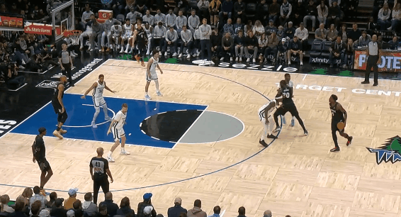 爱德华兹本季第9场40+，追平卢卡。现在场均得分联盟第三——上面是前年淘汰他的卢