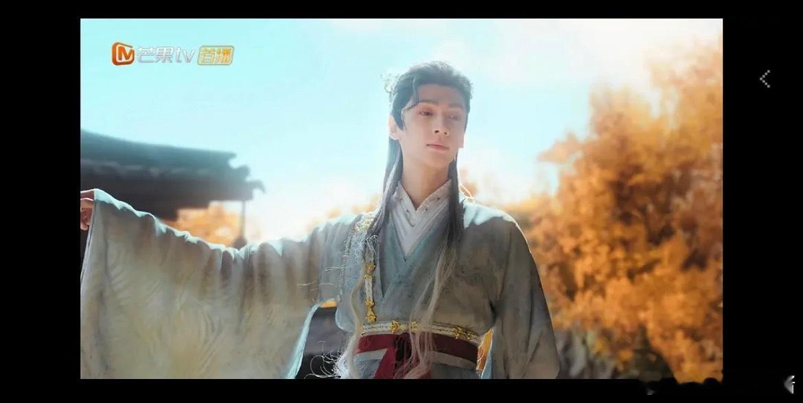 严重怀疑陈周飞学习了狐妖的光污染 ​​​