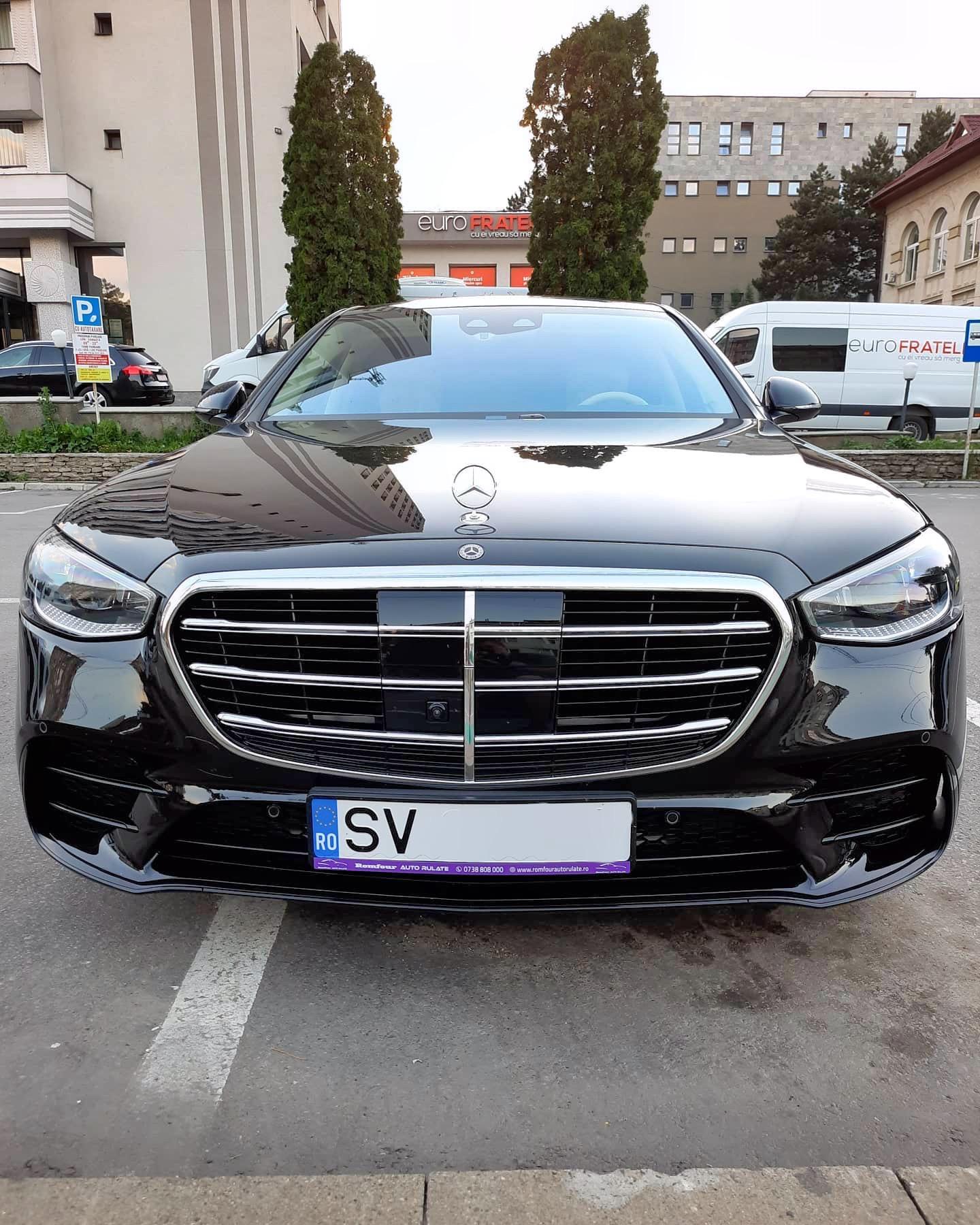 等你开上了奔驰S500，还会想起她是谁吗？